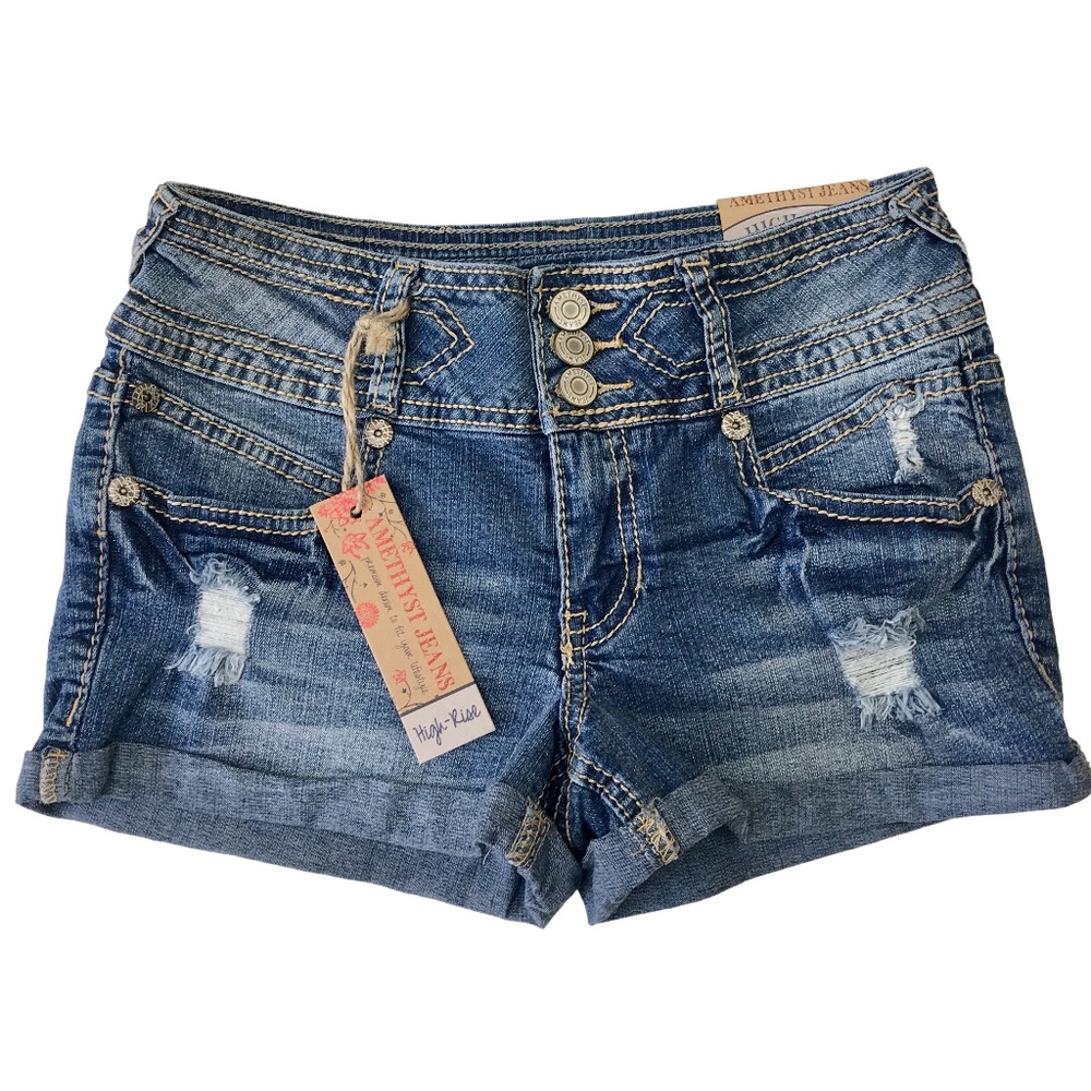 NWT Amethyst High-Rise Distressed Shorts  Size 1